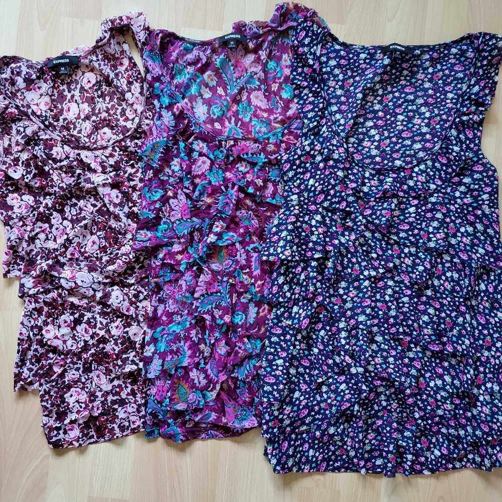 💜💙💖3 Express tops